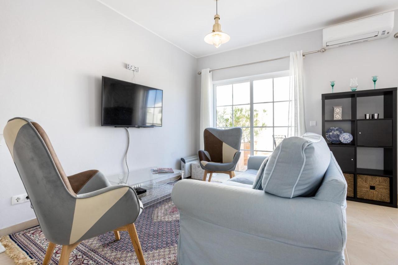 Newly Renovated 2 Bedroom Townhouse - Close To Salema Beach Dış mekan fotoğraf