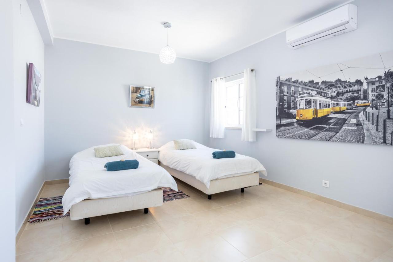 Newly Renovated 2 Bedroom Townhouse - Close To Salema Beach Dış mekan fotoğraf