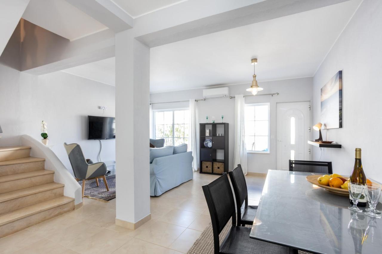 Newly Renovated 2 Bedroom Townhouse - Close To Salema Beach Dış mekan fotoğraf