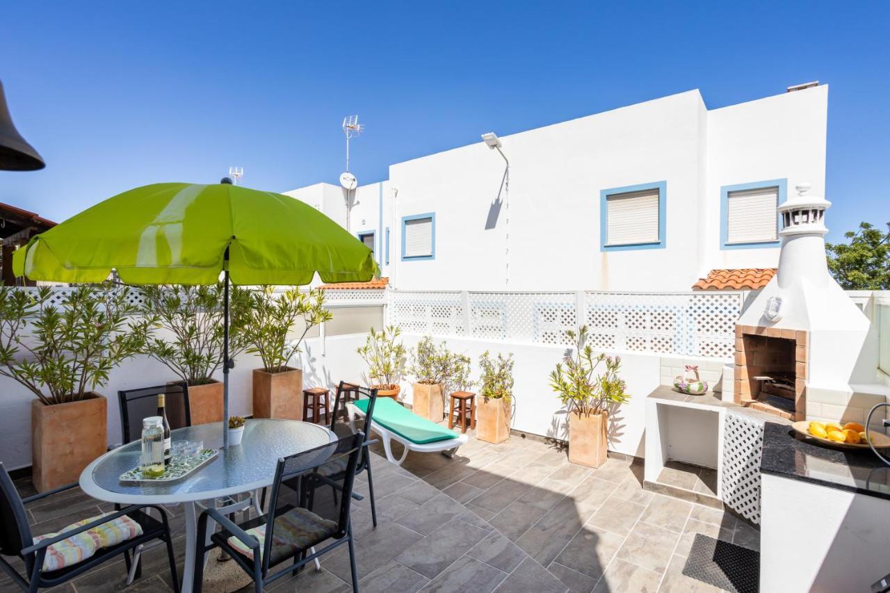 Newly Renovated 2 Bedroom Townhouse - Close To Salema Beach Dış mekan fotoğraf